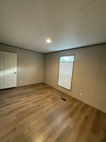 $1,299 | 327 County Road 2296, Cleveland, TX 77327