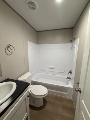 $1,299 | 327 County Road 2296, Cleveland, TX 77327