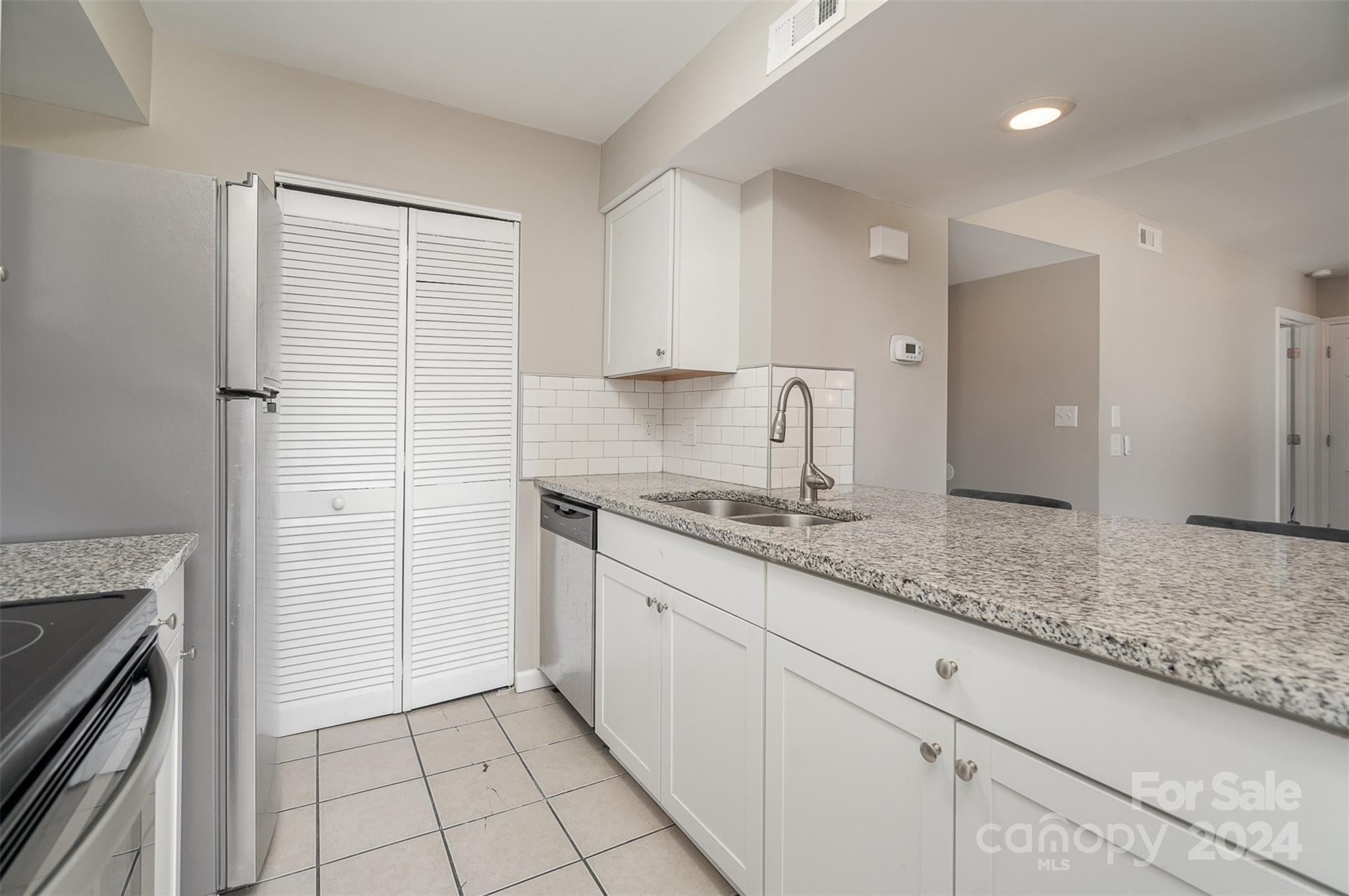 11010 Cedar View Road Charlotte, NC 28226 - Photo 13 of 32