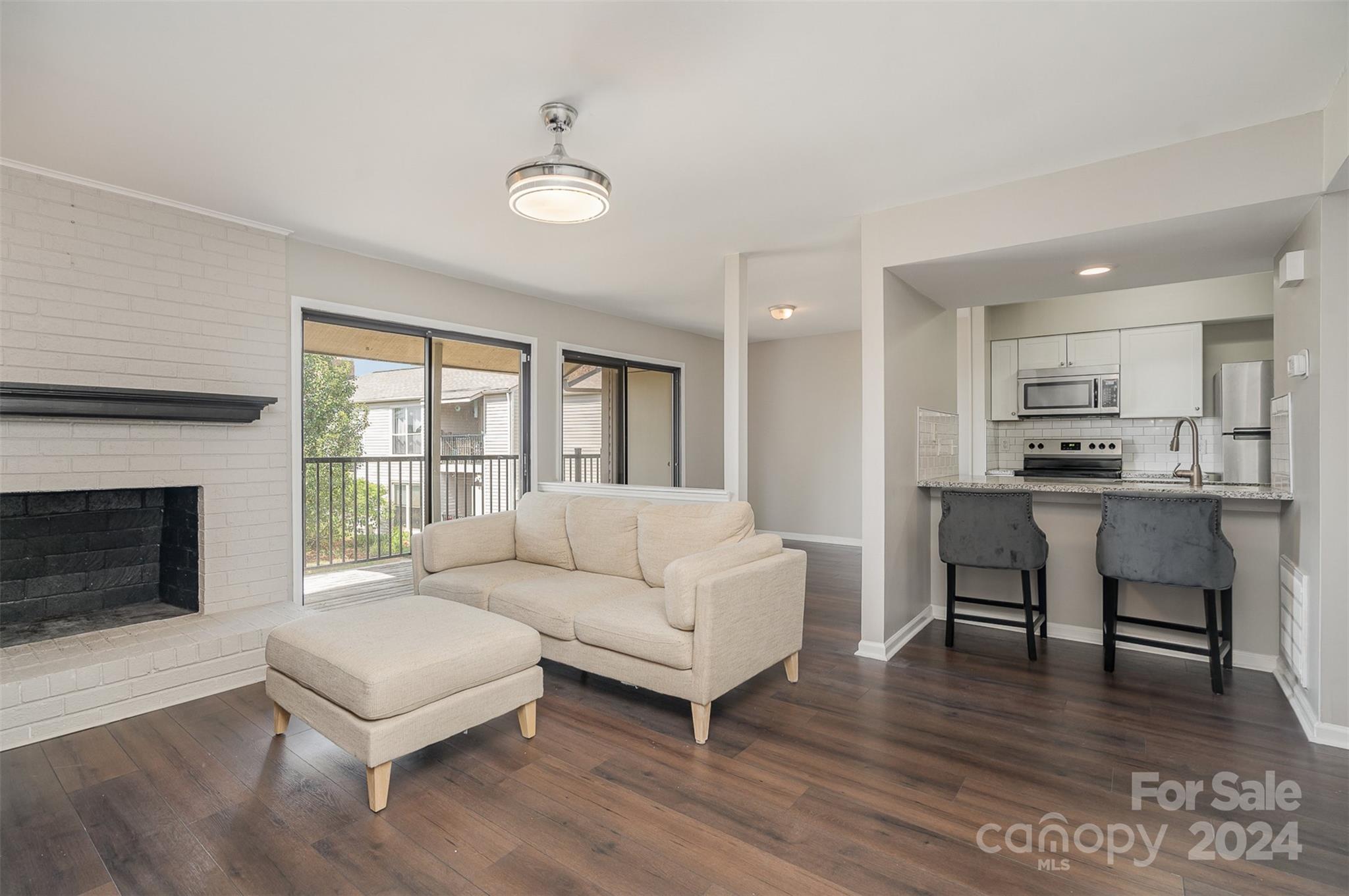11010 Cedar View Road Charlotte, NC 28226 - Photo 5 of 32