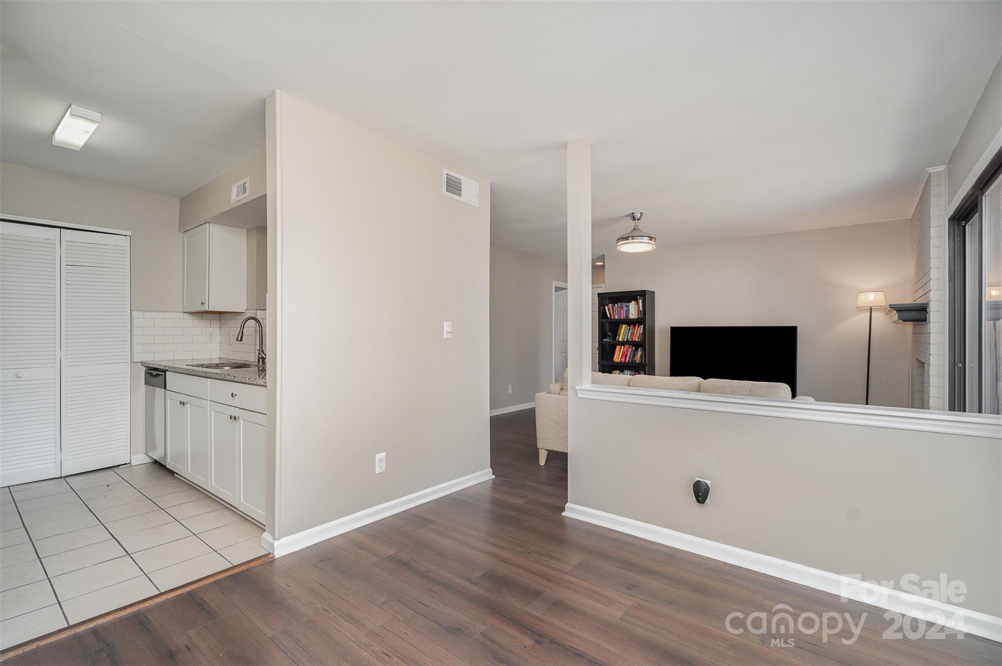11010 Cedar View Road Charlotte, NC 28226 - Photo 10 of 32