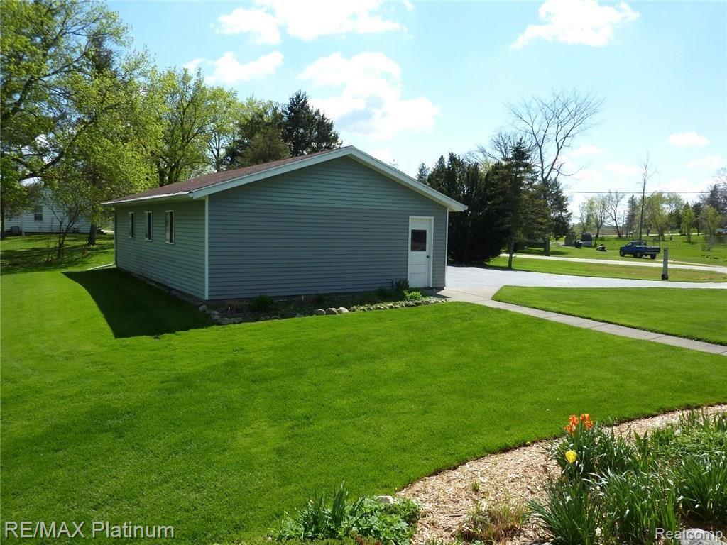 6290 Bennett Lake Road Fenton, MI 48430 - Photo 17 of 18 2Garage.JPG