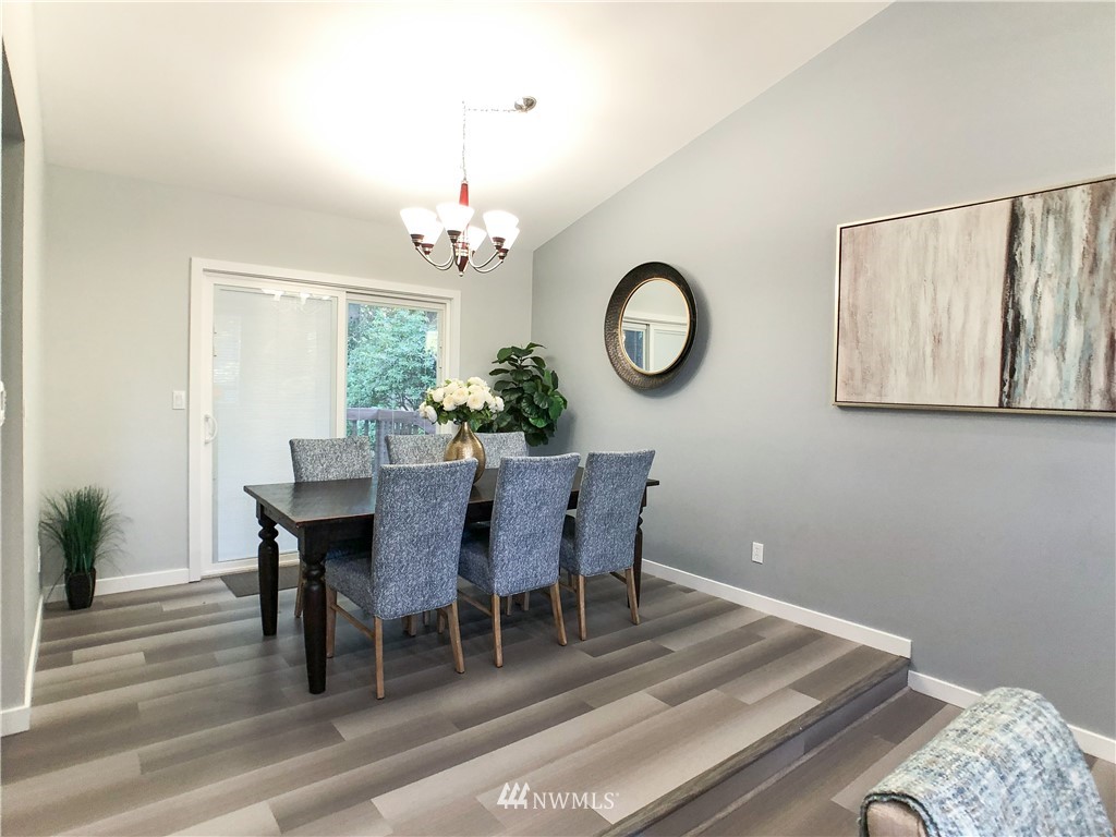 320 162nd Place Southeast Bothell, WA 98012 - Photo 6 of 30