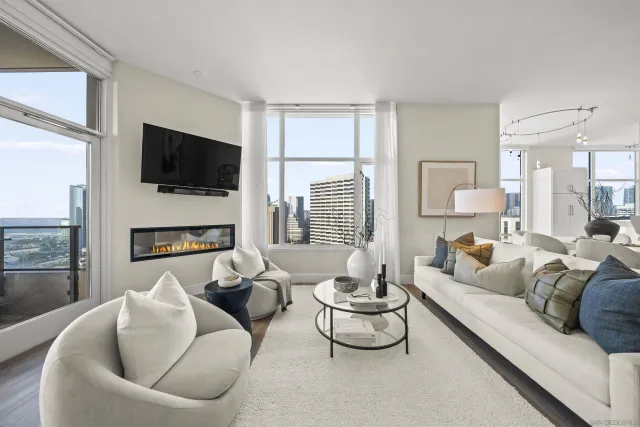 $1,995,000 | 550 Front Street, Unit 2303, San Diego, CA 92101