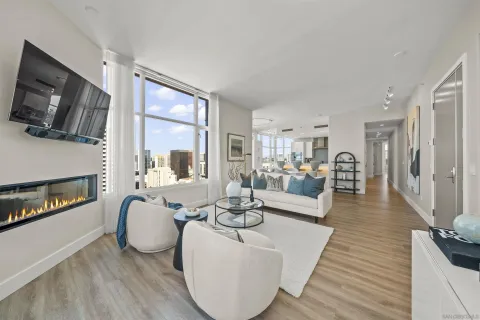 $1,945,000 | 550 Front Street, Unit 2303, San Diego, CA 92101