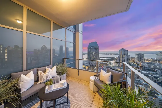 $1,995,000 | 550 Front Street, Unit 2303, San Diego, CA 92101