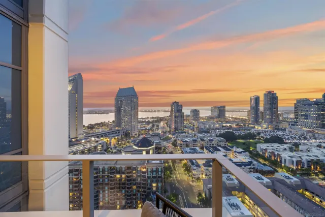 $1,995,000 | 550 Front Street, Unit 2303, San Diego, CA 92101