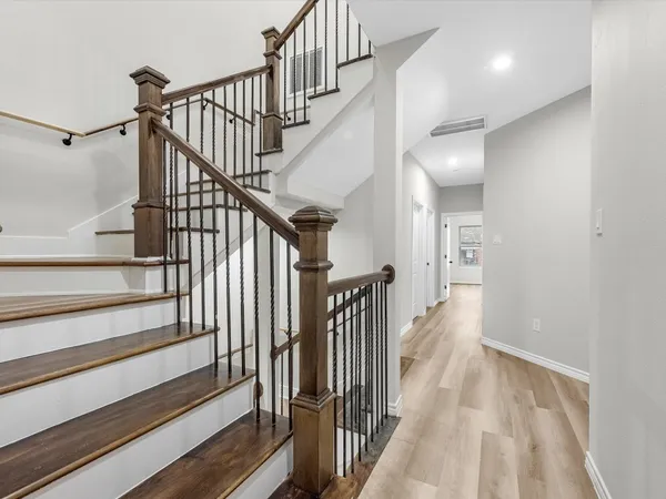 $5,500 | 1319 West Bell Street, Houston, TX 77019