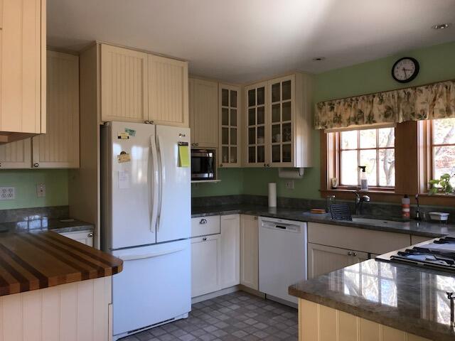281 Salt Pond Road Blue Hill, ME 04614 - Photo 11 of 33 IMG_2218