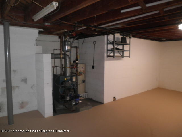 1256 Deal Road Asbury Park, NJ 07712 - Photo 31 of 37 PB020310