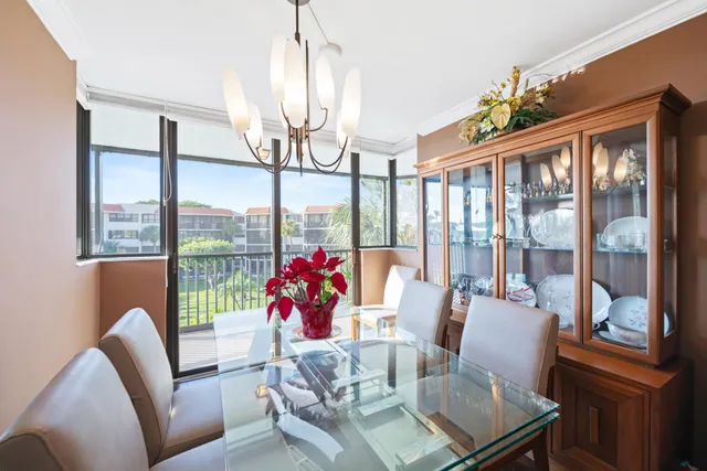 $375,000 | 800 Jeffery Street, Unit 303, Boca Raton, FL 33487