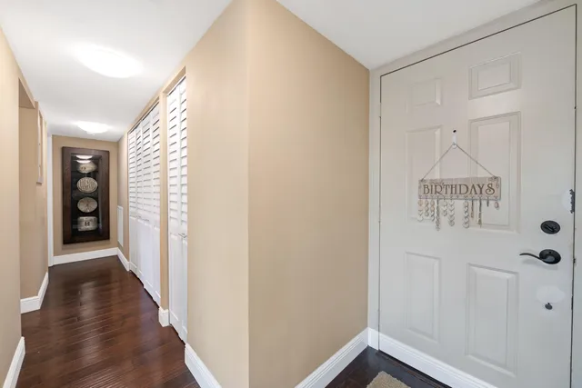 $375,000 | 800 Jeffery Street, Unit 303, Boca Raton, FL 33487