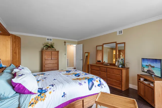 $375,000 | 800 Jeffery Street, Unit 303, Boca Raton, FL 33487