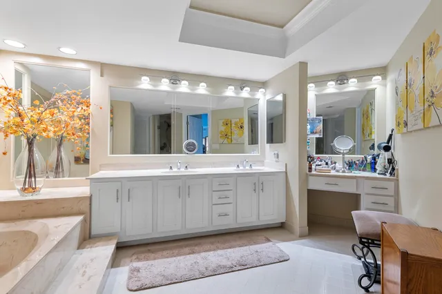 $375,000 | 800 Jeffery Street, Unit 303, Boca Raton, FL 33487