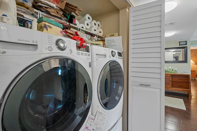 $375,000 | 800 Jeffery Street, Unit 303, Boca Raton, FL 33487