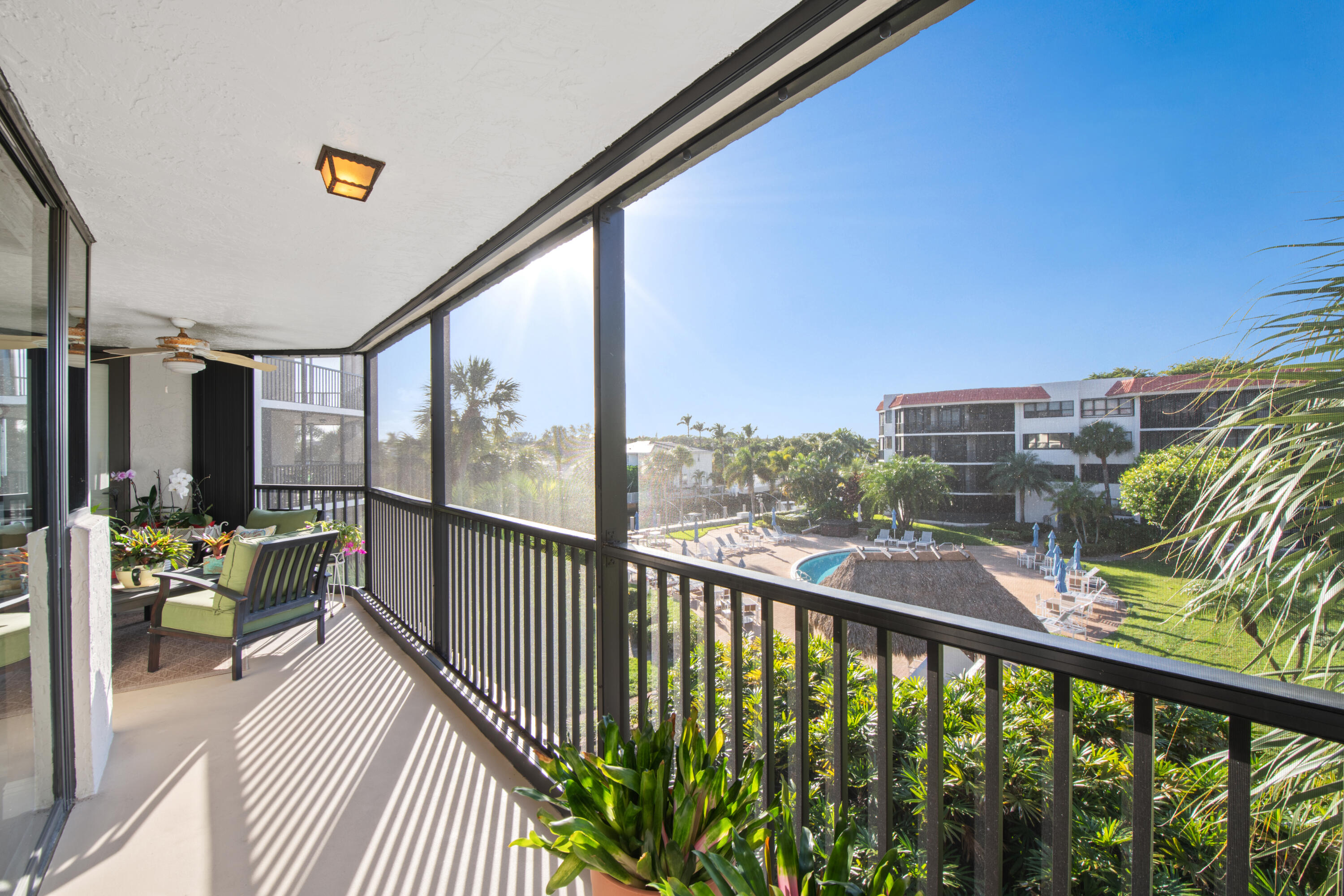 800 Jeffery Street, Unit 303 Boca Raton, FL 33487 - Photo 5 of 43 DSC_4887