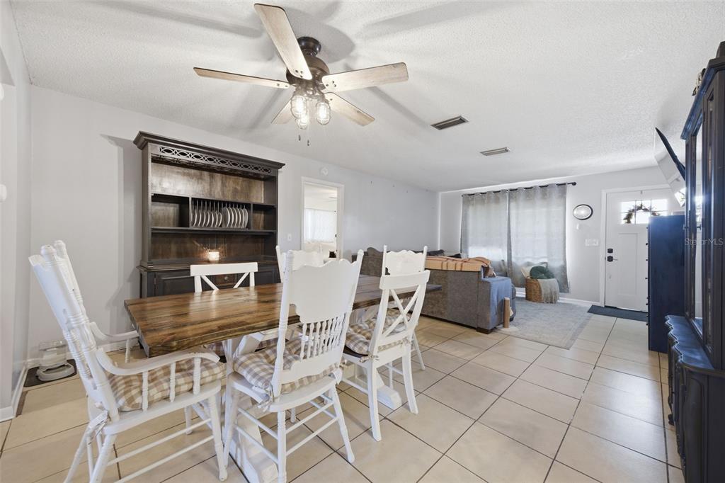 5260 Springwood Road Spring Hill, FL 34609 - Photo 15 of 37