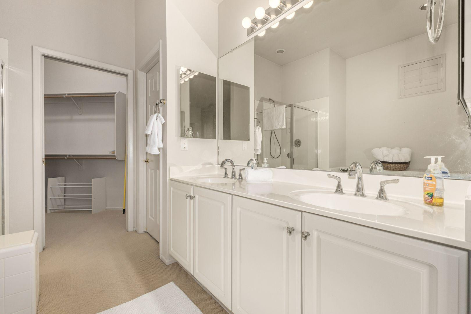 8270 North Hayden Road, Unit 2043 Scottsdale, AZ 85258 - Photo 15 of 34 Photo #16