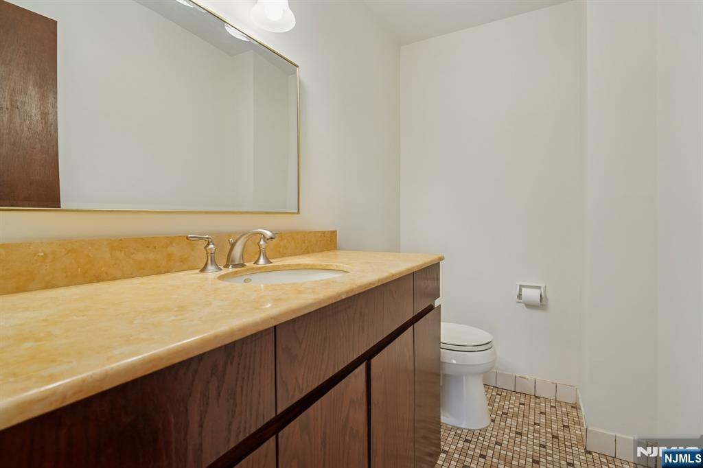 159 Deer Trail North Ramsey, NJ 07446 - Photo 19 of 47