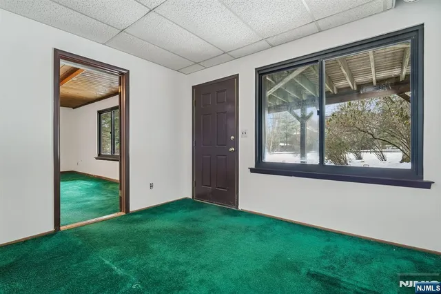 $989,000 | 159 Deer Trail North, Ramsey, NJ 07446