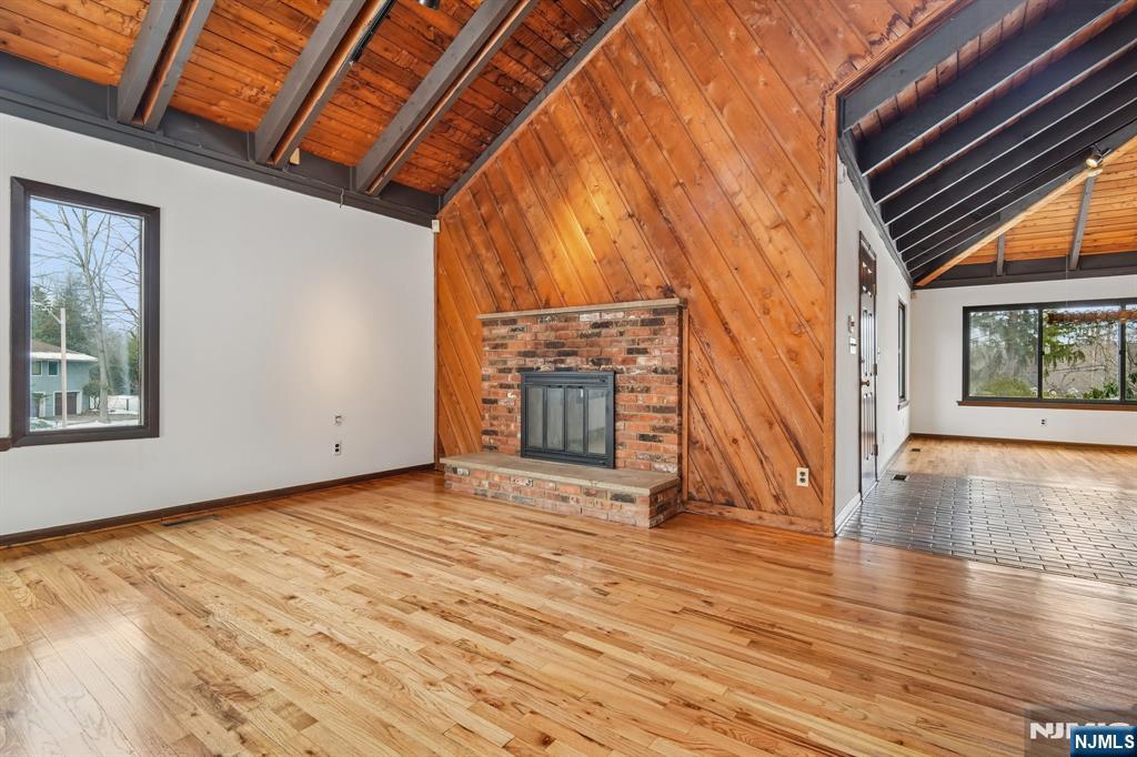 159 Deer Trail North Ramsey, NJ 07446 - Photo 8 of 47