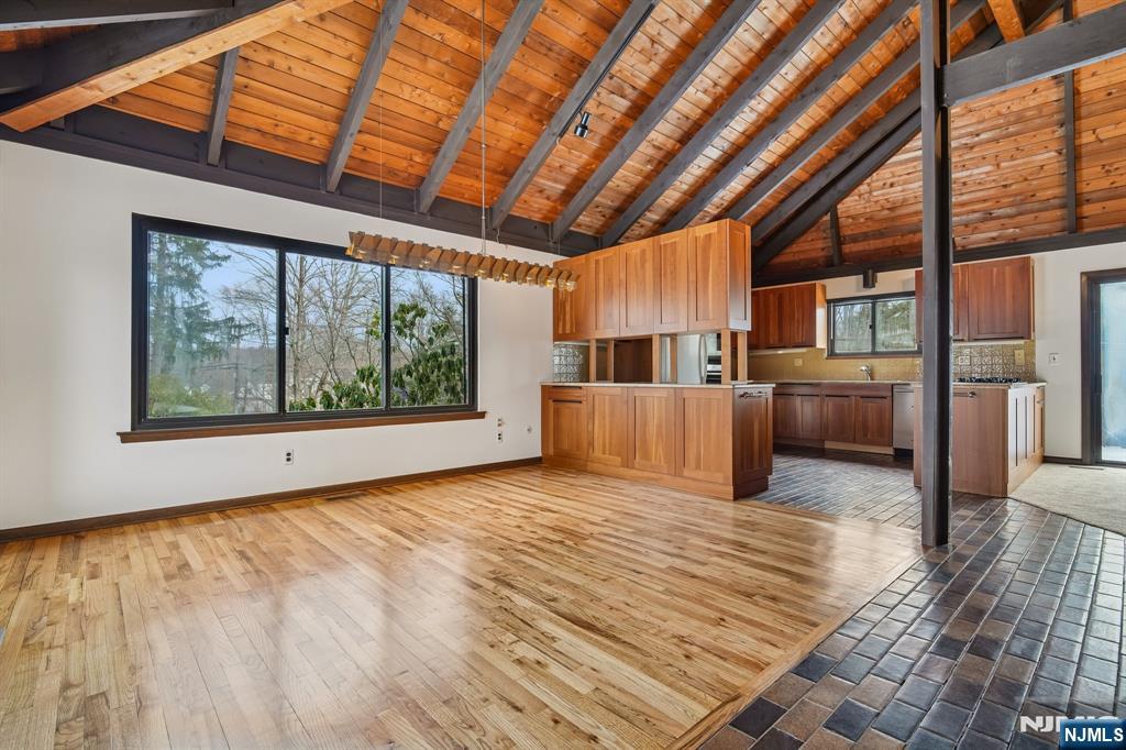 159 Deer Trail North Ramsey, NJ 07446 - Photo 9 of 47