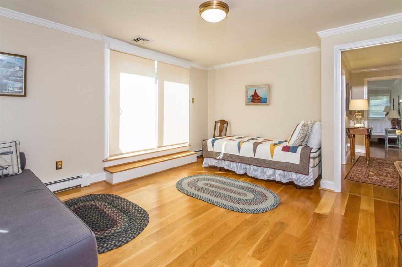 41 Harbor Hill Road Chatham, MA 02633 - Photo 26 of 35 a living room with furniture and a table