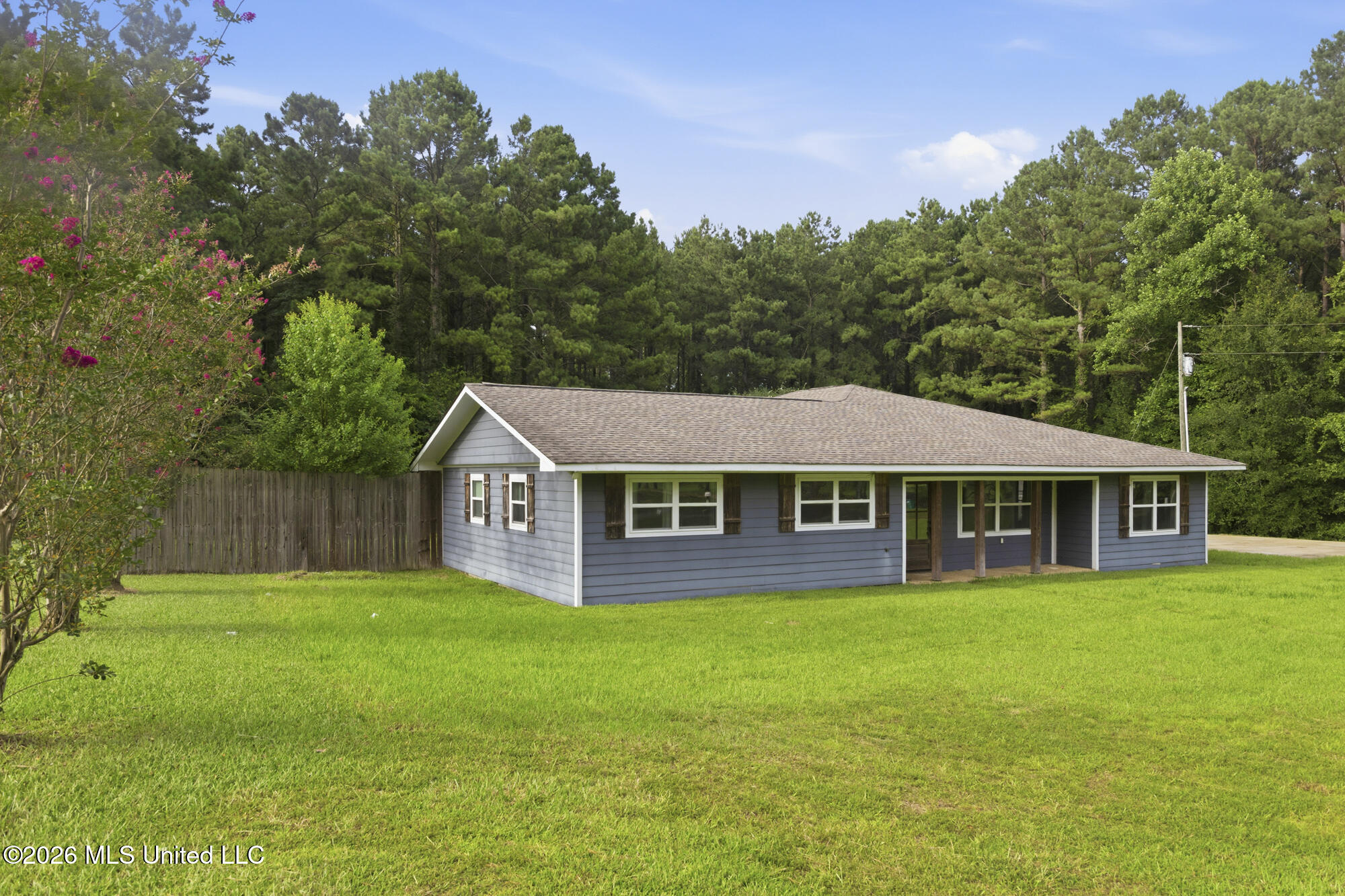 918 Zetus Road Northwest Brookhaven, MS 39601 - Photo 2 of 24 ghubphoto_002