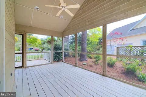 $898,900 | 208 Pond View Drive, Bethany Beach, DE 19930