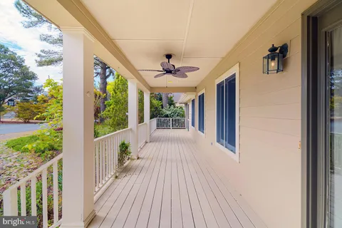 $898,900 | 208 Pond View Drive, Bethany Beach, DE 19930