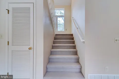 $898,900 | 208 Pond View Drive, Bethany Beach, DE 19930