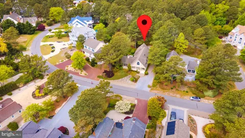 $898,900 | 208 Pond View Drive, Bethany Beach, DE 19930