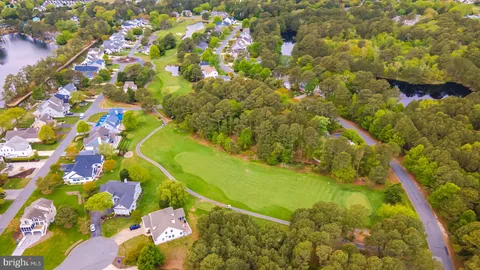 $898,900 | 208 Pond View Drive, Bethany Beach, DE 19930