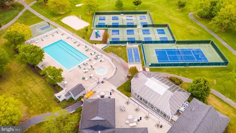 $898,900 | 208 Pond View Drive, Bethany Beach, DE 19930