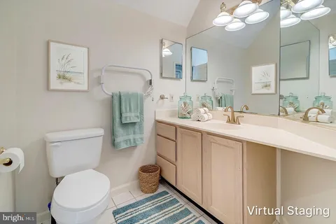 $898,900 | 208 Pond View Drive, Bethany Beach, DE 19930