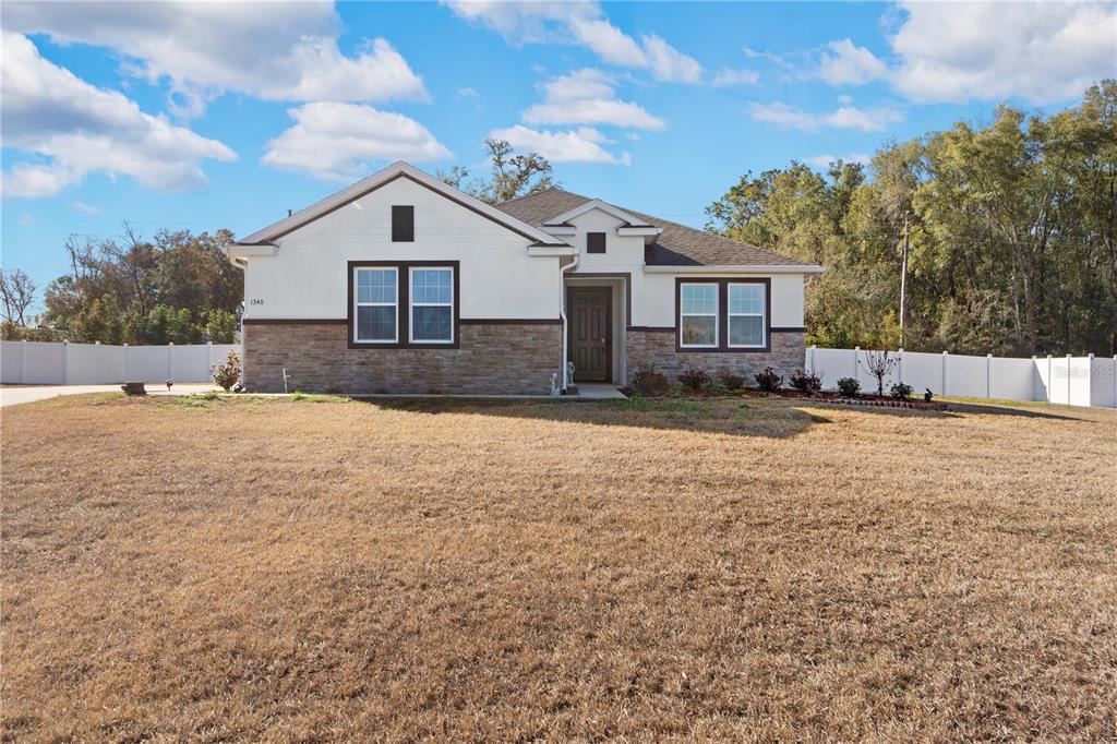 1340 Southeast 63rd Ct Road Ocala, FL 34472 - Photo 3 of 46