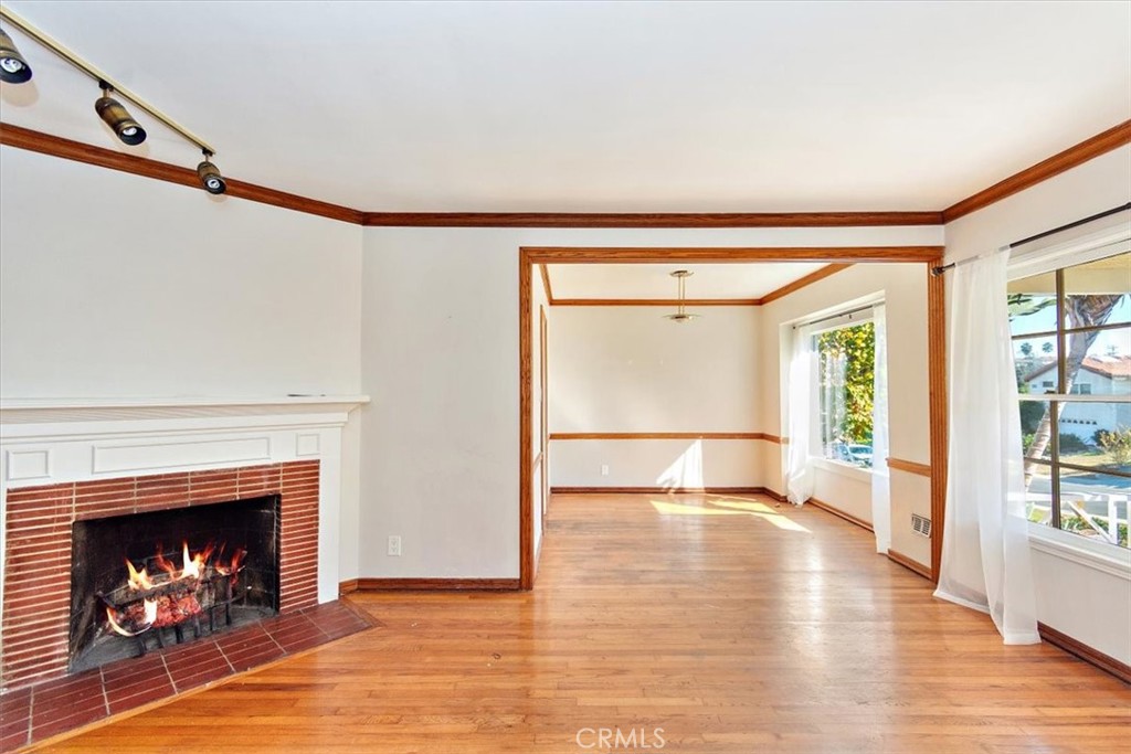 6027 West 76th Street Los Angeles, CA 90045 - Photo 6 of 36 Formal Dining Room Entrance