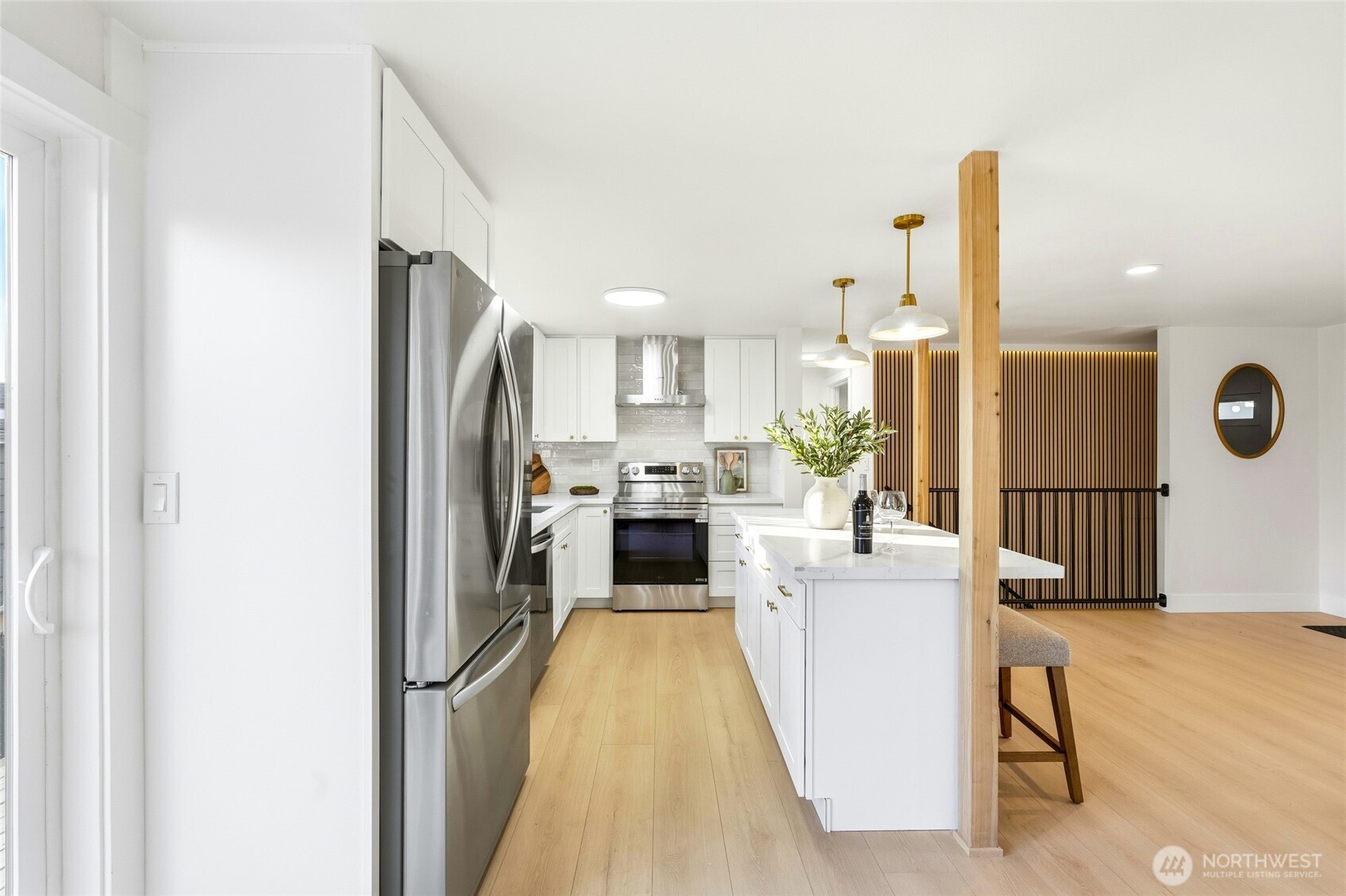 7227 South 120th Street Seattle, WA 98178 - Photo 11 of 38