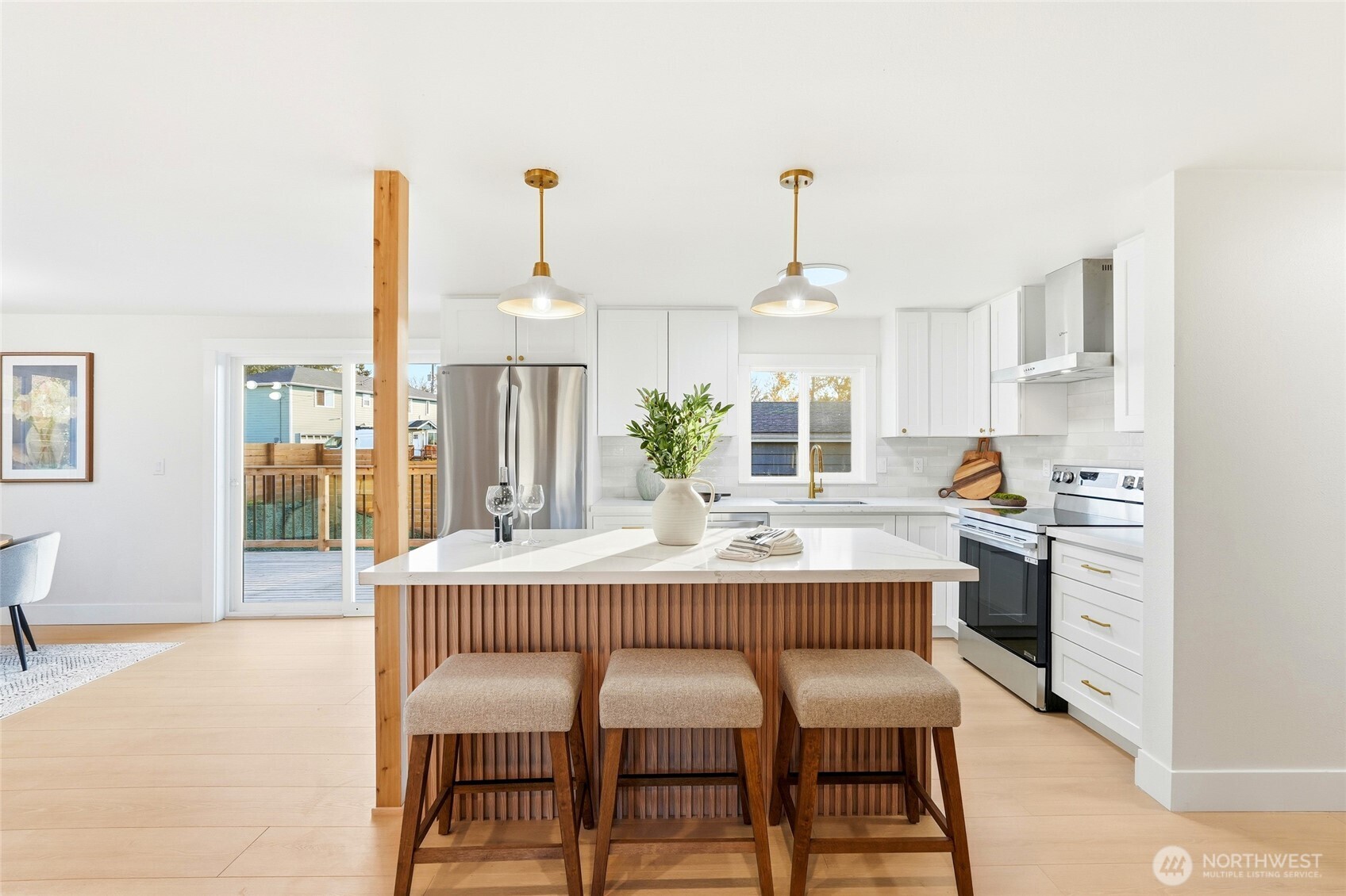 7227 South 120th Street Seattle, WA 98178 - Photo 13 of 38