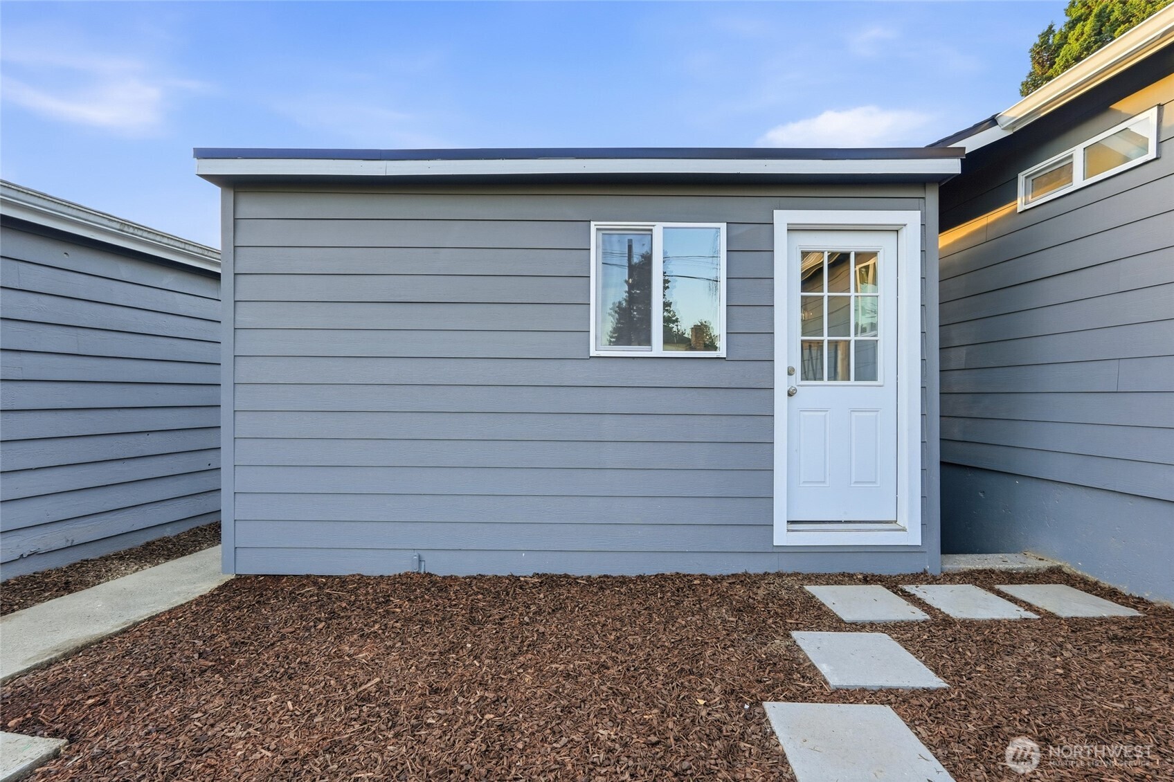 7227 South 120th Street Seattle, WA 98178 - Photo 33 of 38