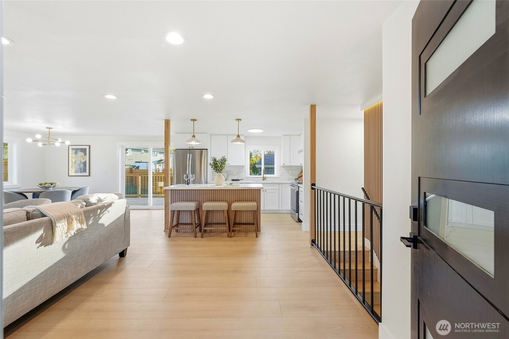 7227 South 120th Street Seattle, WA 98178 - Photo 6 of 38