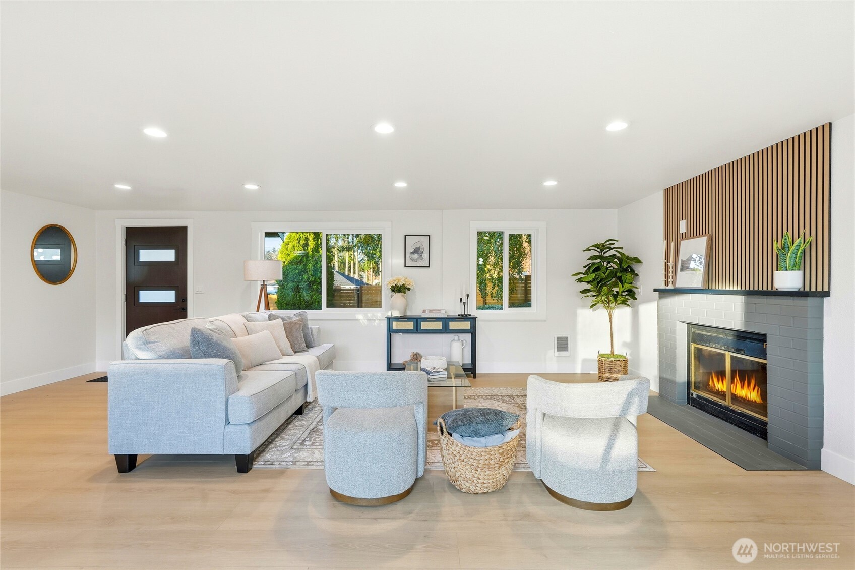 7227 South 120th Street Seattle, WA 98178 - Photo 8 of 38