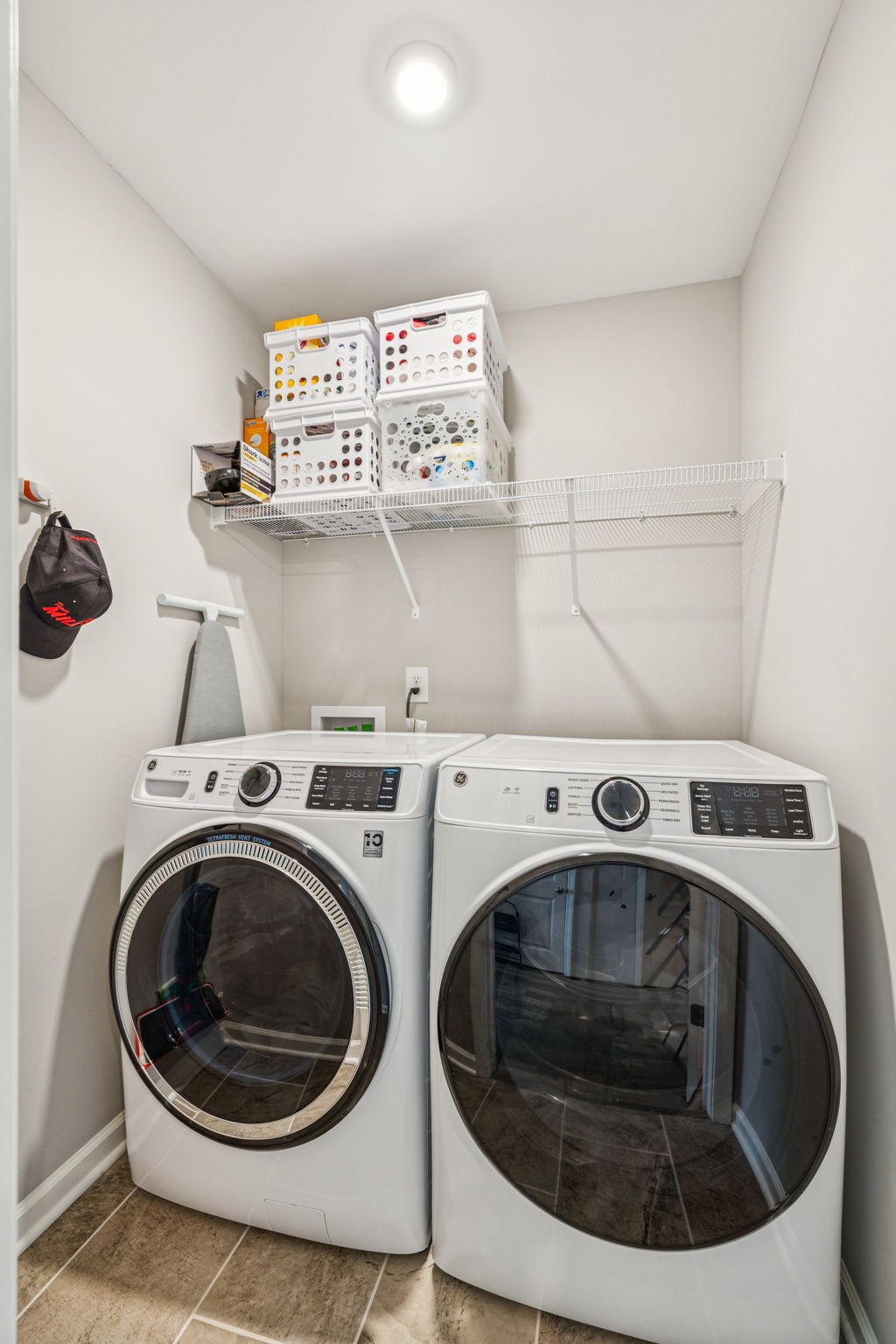 225 Thorpe Dr Spring Hill Spring Hill, TN 37174 - Photo 22 of 33 a utility room with dryer and washer