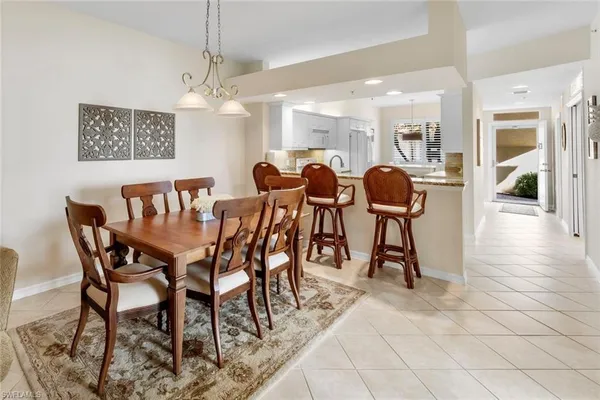 $386,000 | 2370 Hidden Lake Court, Unit 8301, Naples, FL 34112