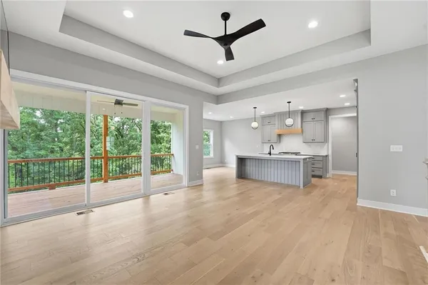 $649,000 | 812 Foxglove Lane, Kearney, MO 64060