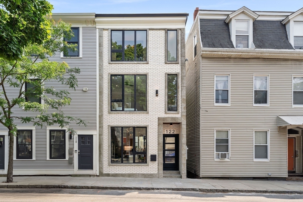 122 B Spring Street Cambridge, MA 02141 - Photo 1 of 42 Gallery Image 1