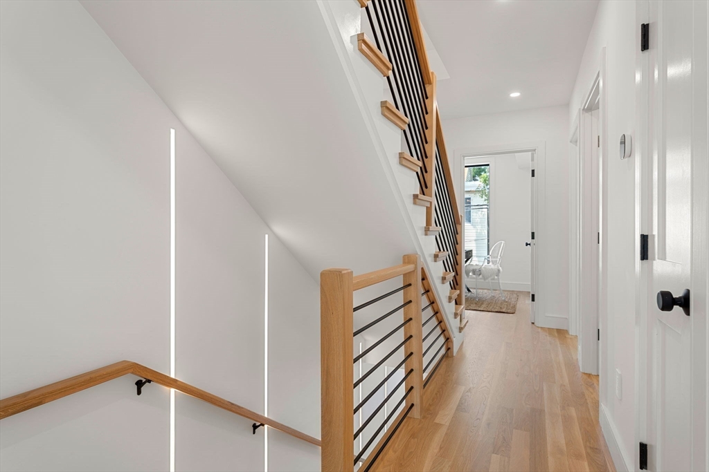 122 B Spring Street Cambridge, MA 02141 - Photo 27 of 42 Gallery Image 27