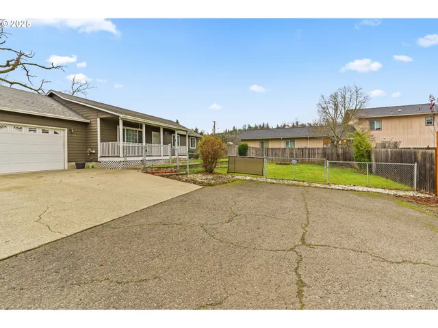 a view of a house with a outdoor space