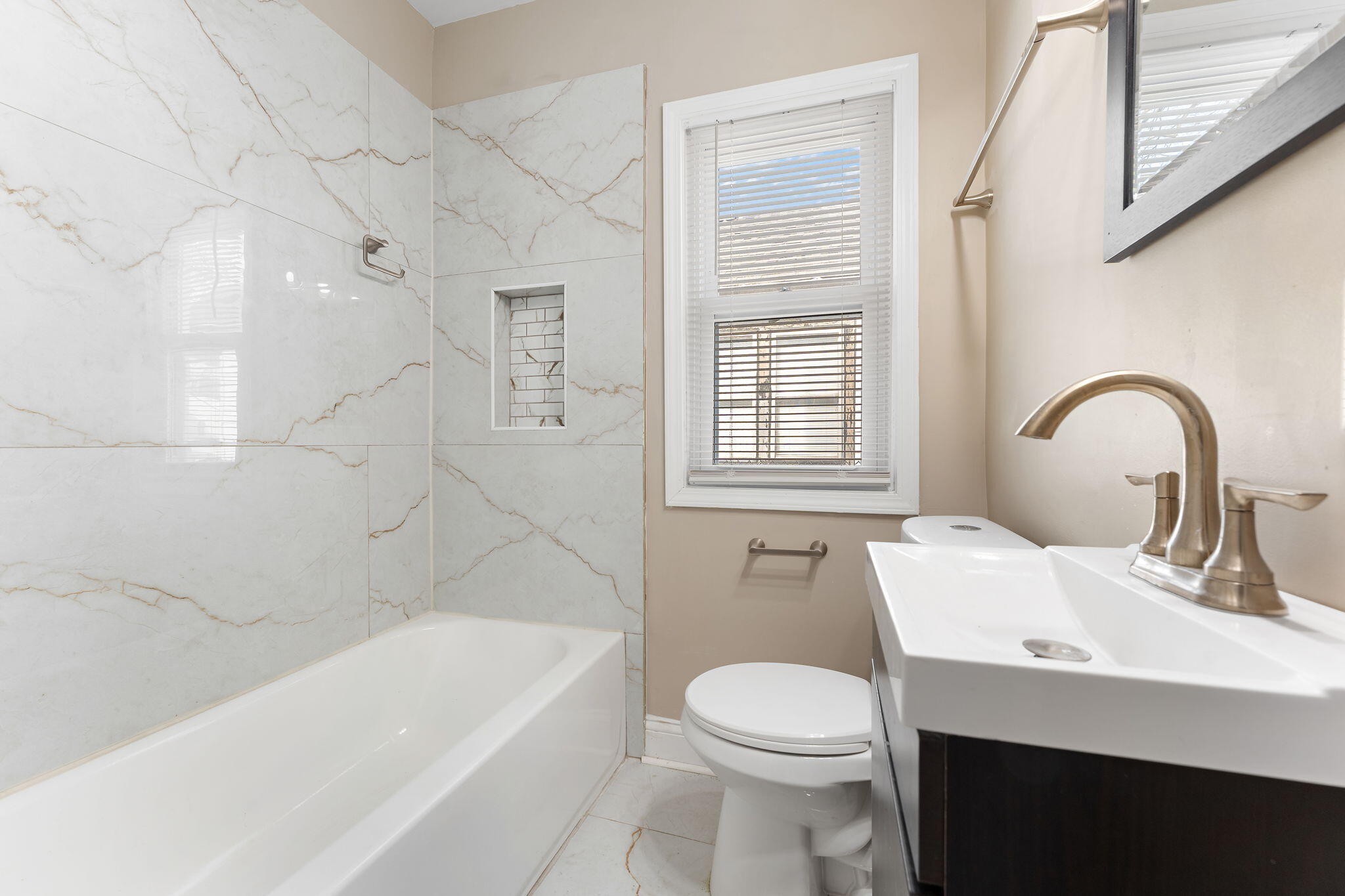 1166 Noble Street Gary, IN 46404 - Photo 9 of 23 2048x1365