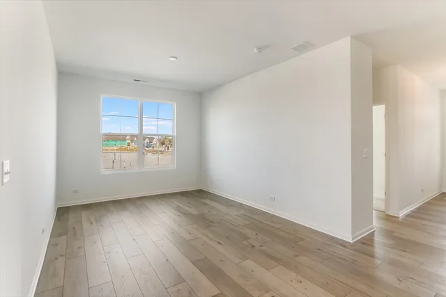 $409,990 | 730 Alberta Avenue, Oswego, IL 60543